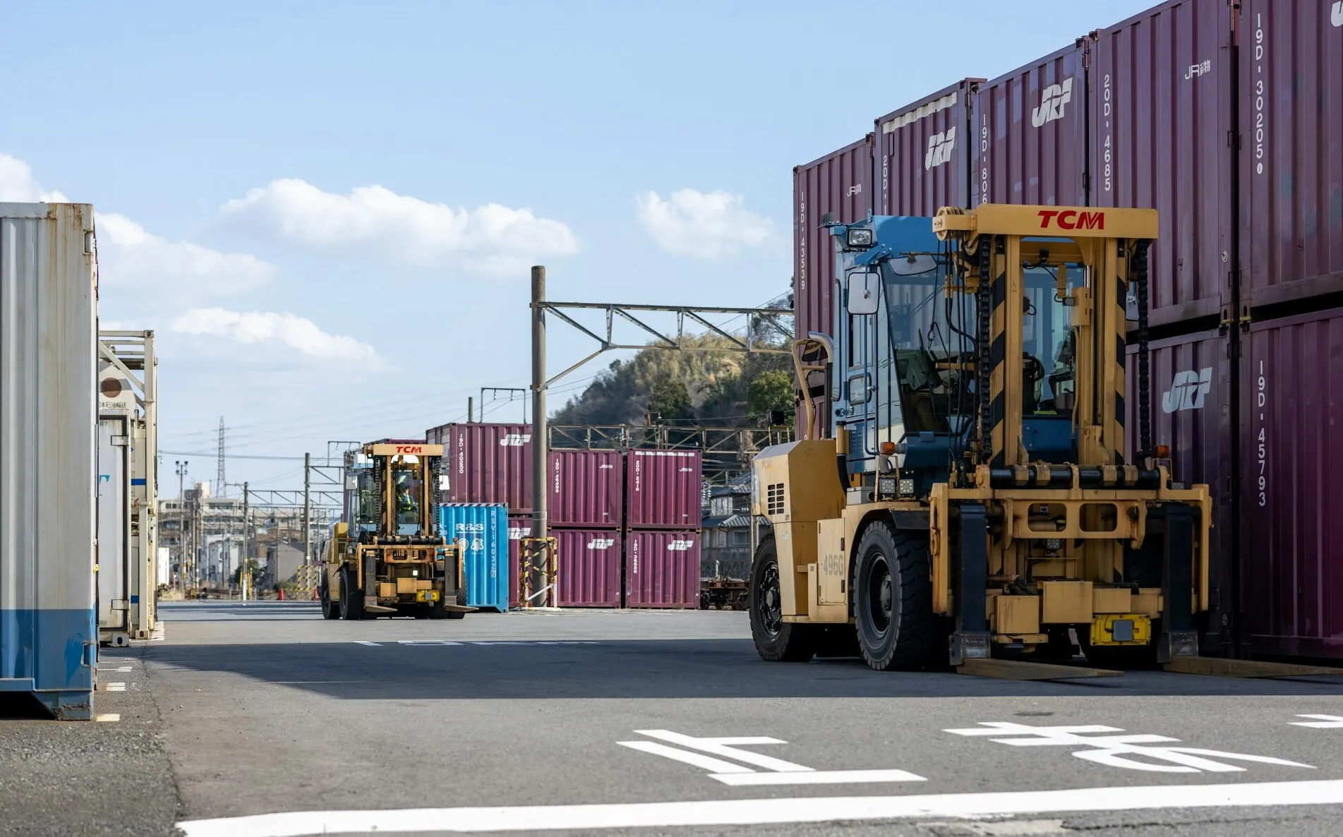 Global delivery network